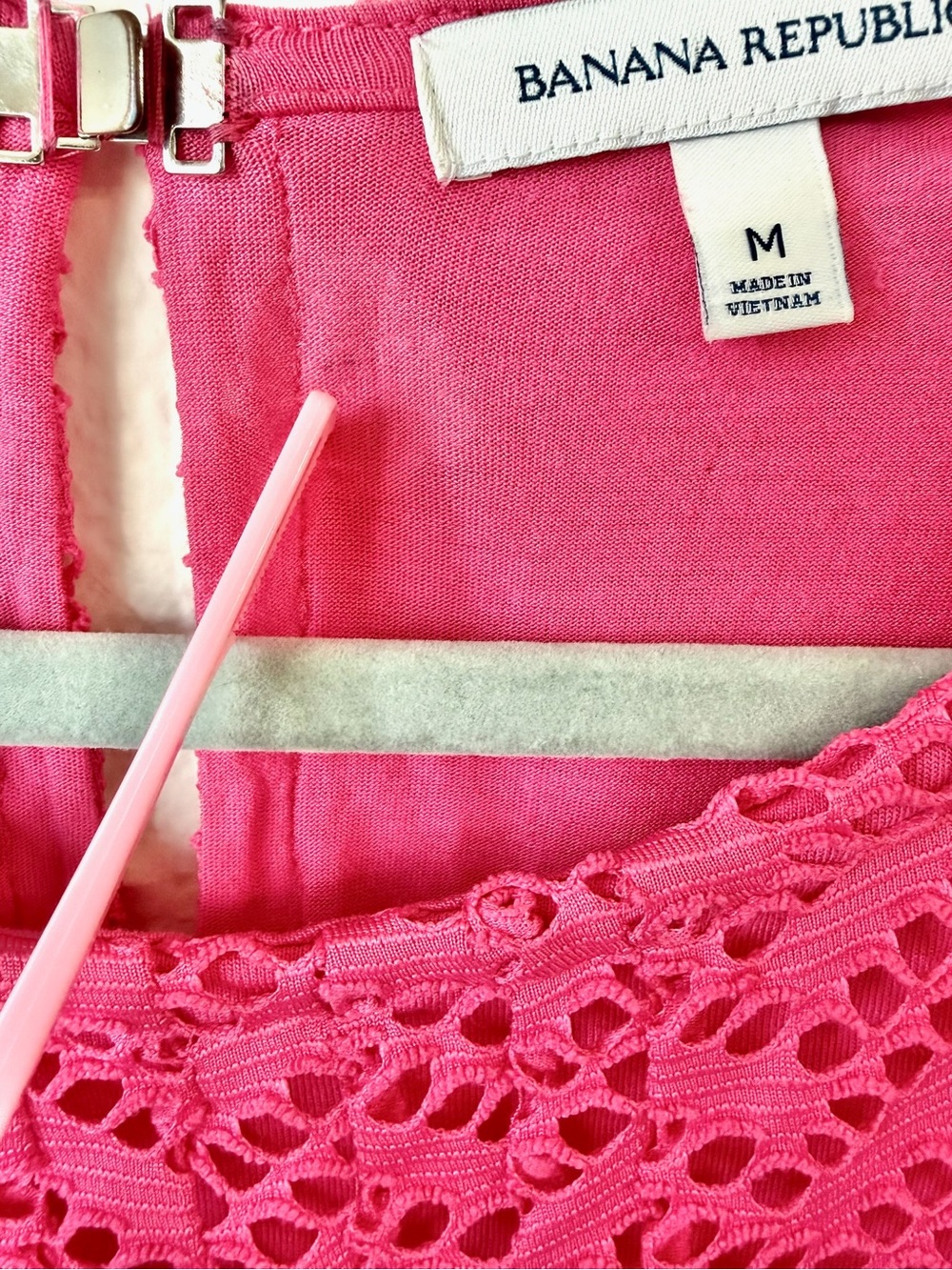 Banana Republic Women’s Tank Top Chevron Lace Overlay Sleeveless Hot Pink Size M - Picture 6 of 10
